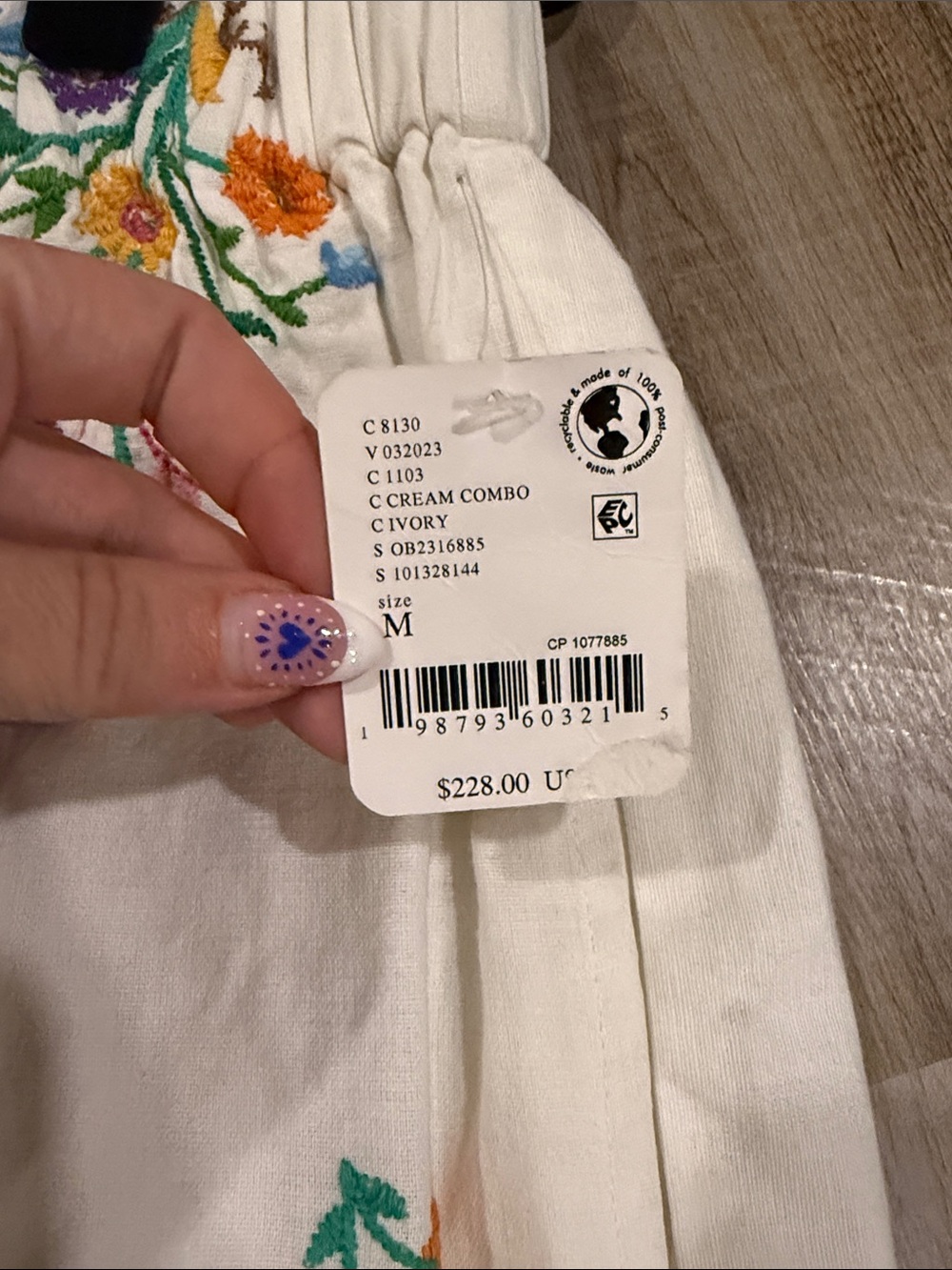 Embroidered White Floral High-Waist Women’s Shorts and tie top size M - Picture 4 of 6